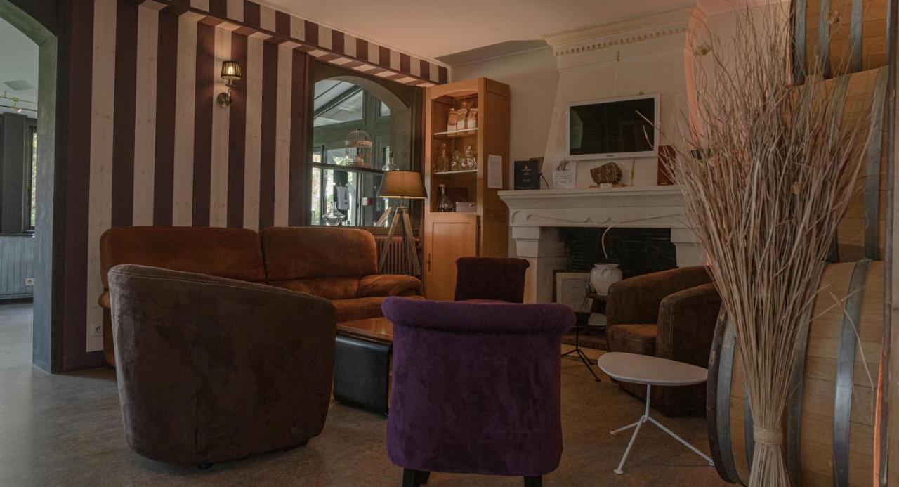 Logis Hotel Restaurant L'Essille Bassac Kültér fotó